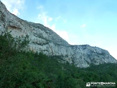 Montgó - Catedral Senderismo- Cova Tallada; valle del silencio bierzo excursiones por almeria viaje